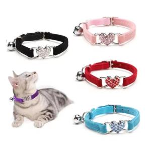 Heart-shaped Cat Collar